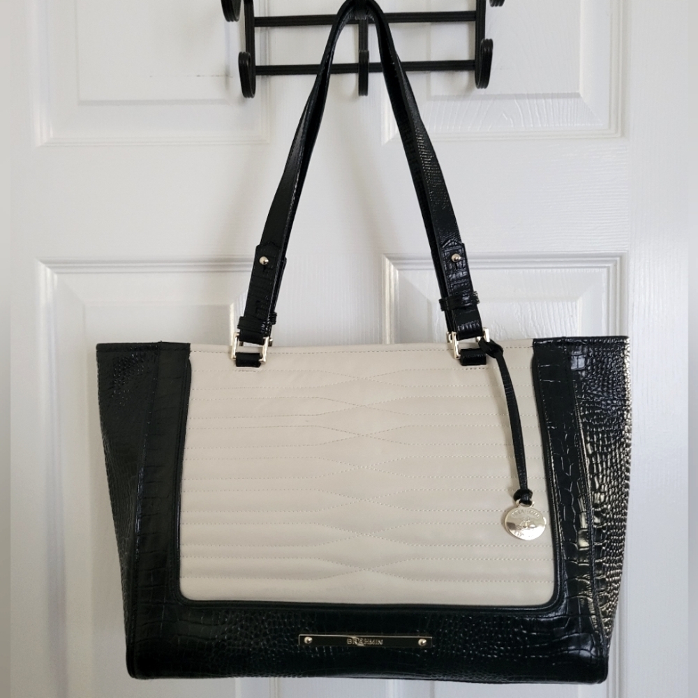 Brahmin Medium Arno Creme Shoulder Tote